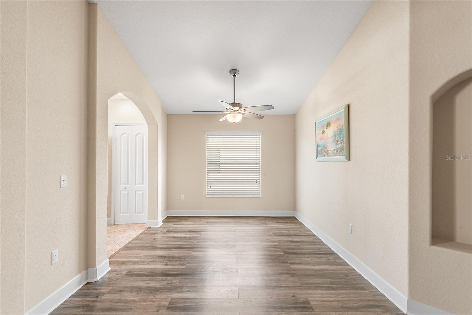 Image 10 of 31 For 2037 Lakeridge Drive