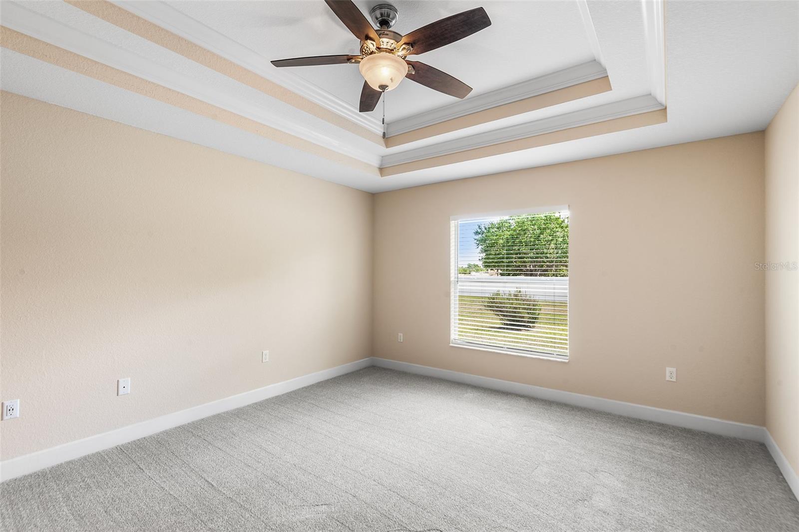 Image 16 of 31 For 2037 Lakeridge Drive