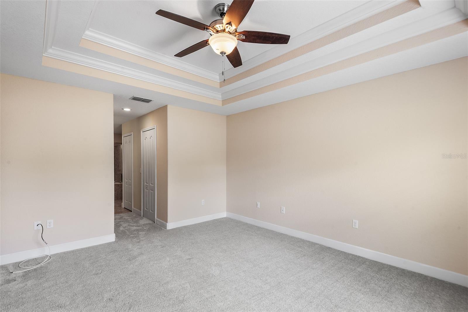 Image 17 of 31 For 2037 Lakeridge Drive