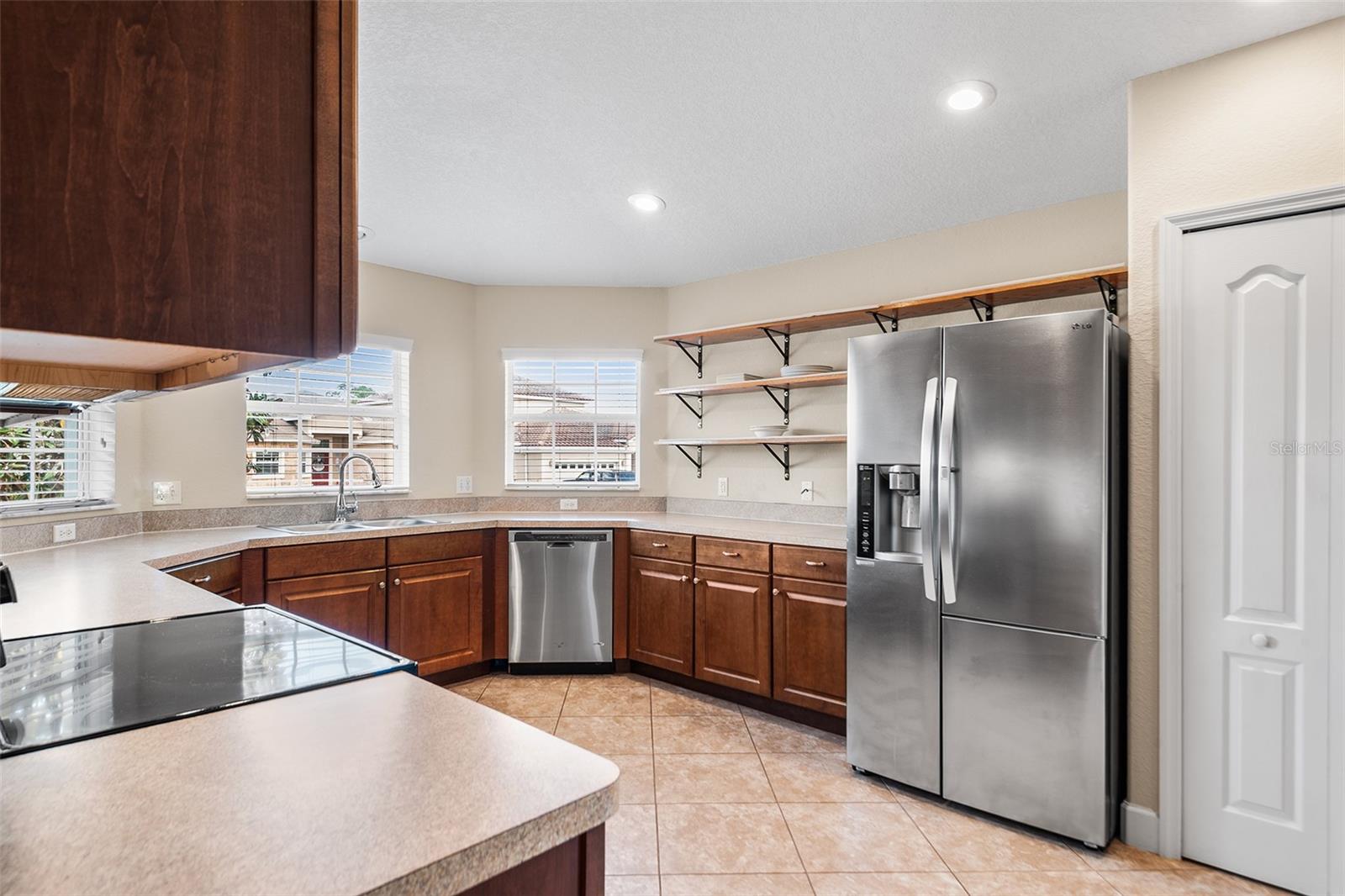 Image 5 of 31 For 2037 Lakeridge Drive