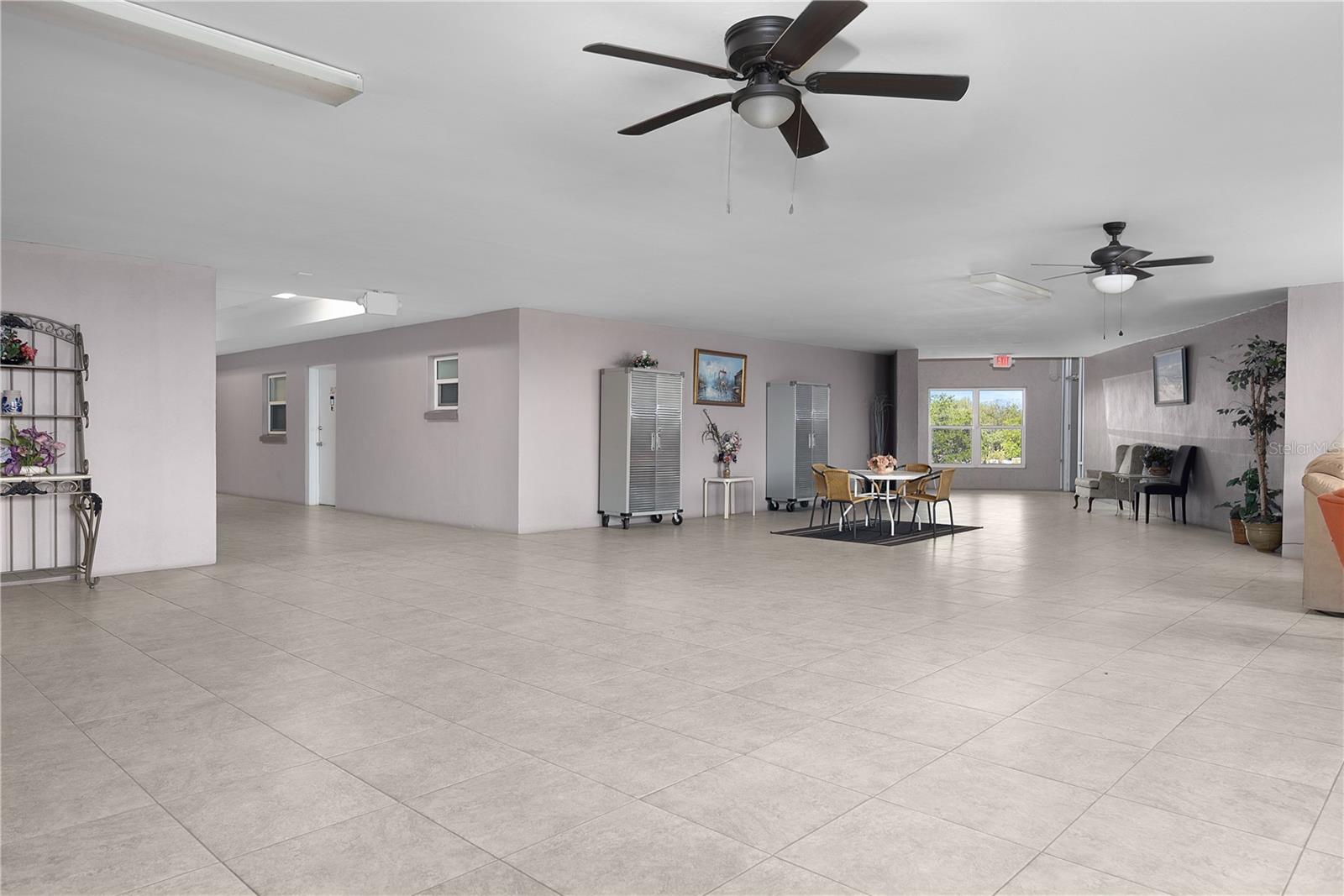 Image 20 of 29 For 3100 Harbor Boulevard 312