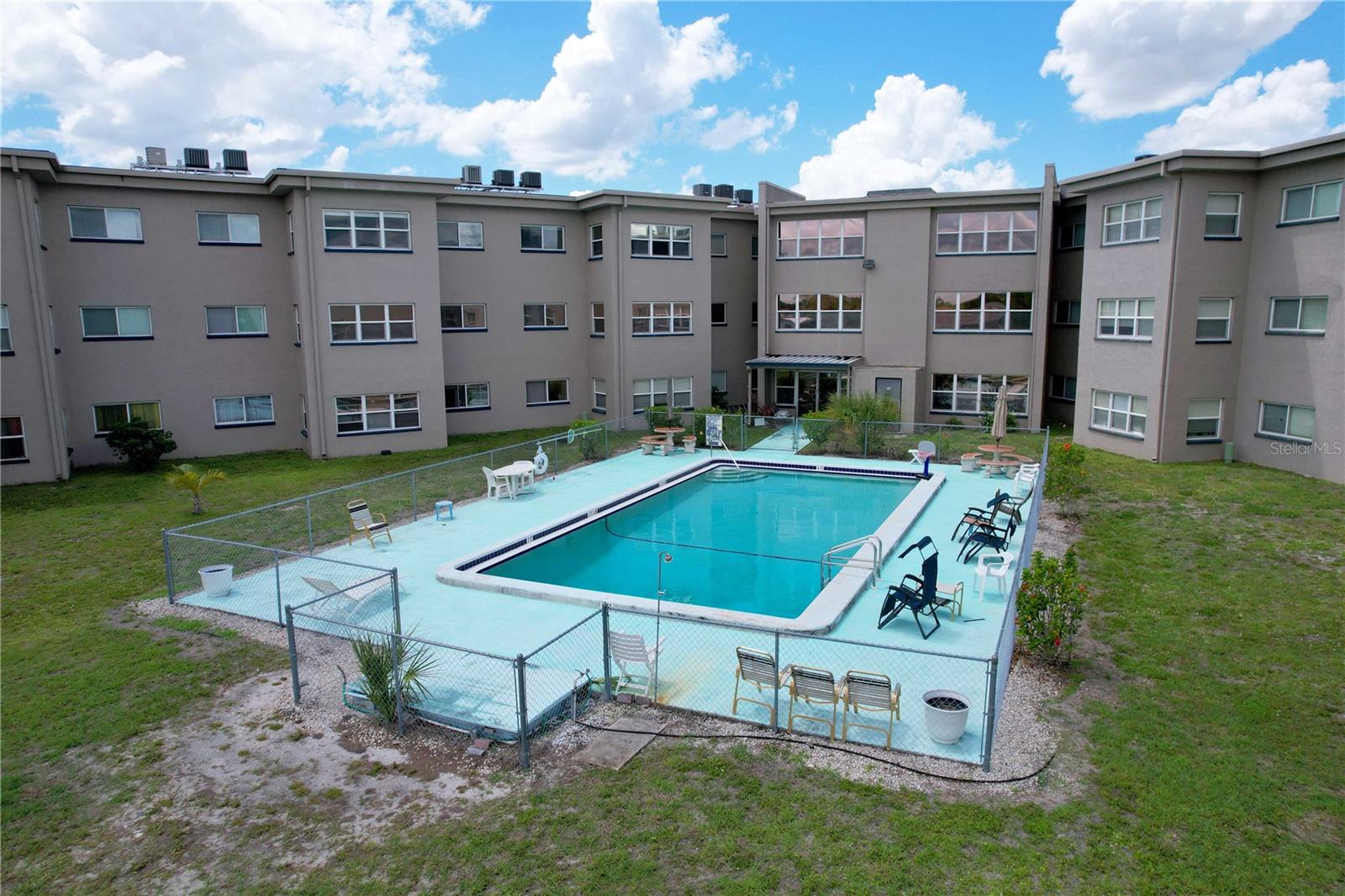 Image 29 of 29 For 3100 Harbor Boulevard 312