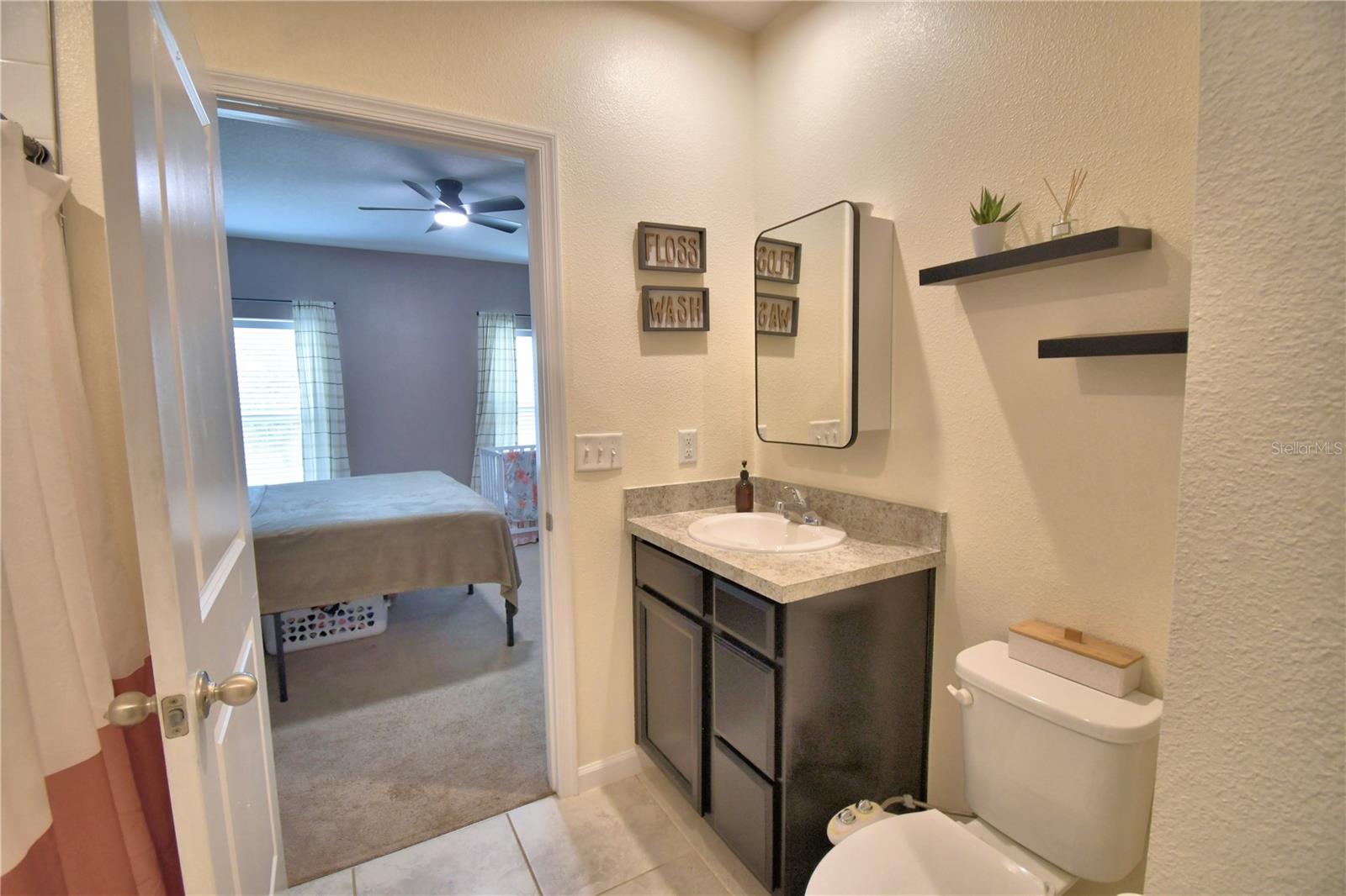 Image 37 of 58 For 542 Eagle Landing Boulevard