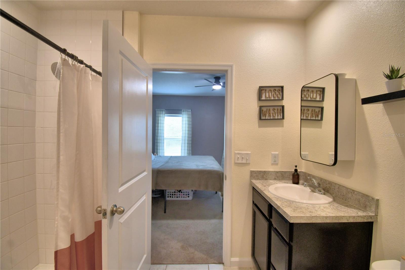 Image 38 of 58 For 542 Eagle Landing Boulevard