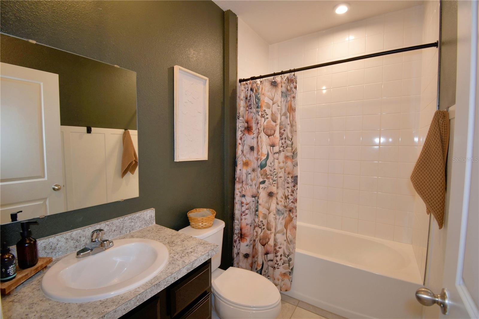 Image 5 of 58 For 542 Eagle Landing Boulevard