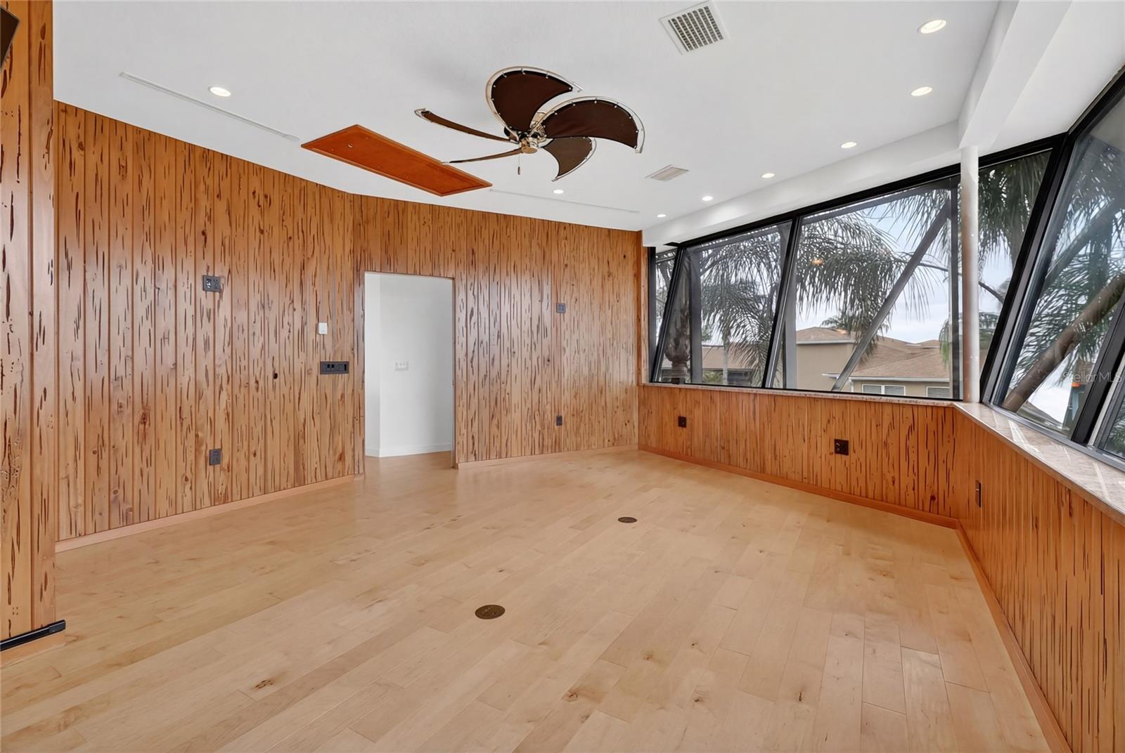 Image 55 of 86 For 4120 Limerick Drive