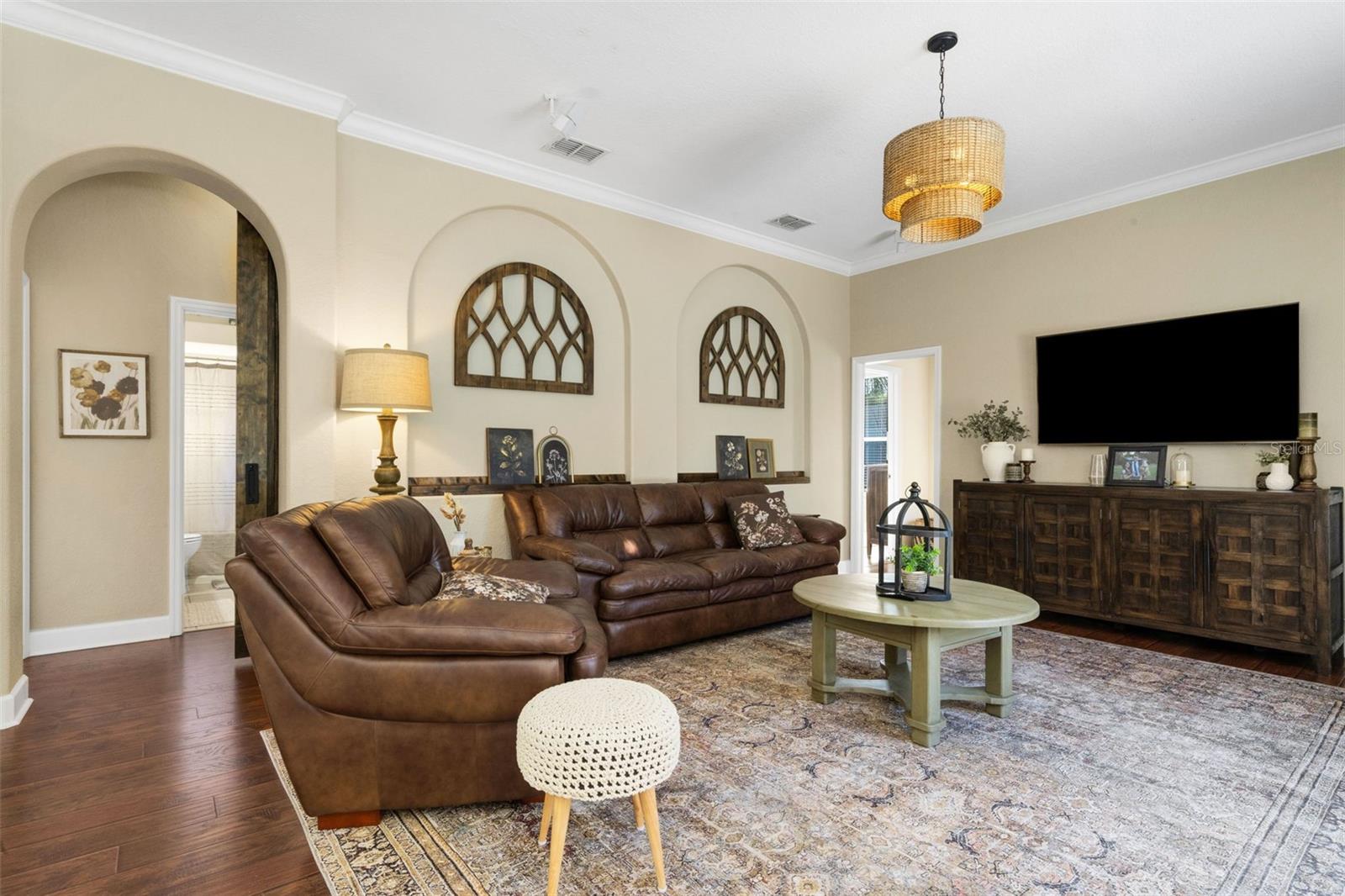 Image 14 of 44 For 5705 Vintage View Avenue