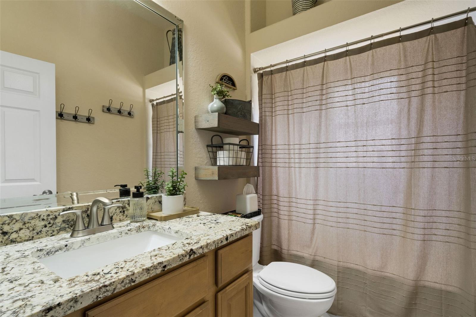 Image 8 of 44 For 5705 Vintage View Avenue