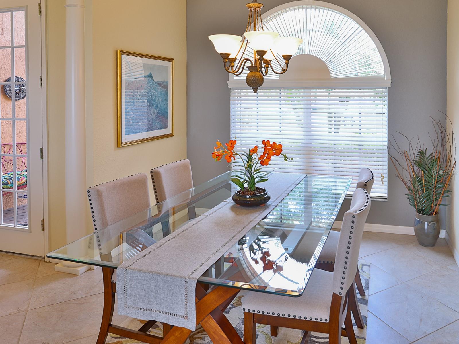 Image 11 of 75 For 5268 Pebble Beach Boulevard