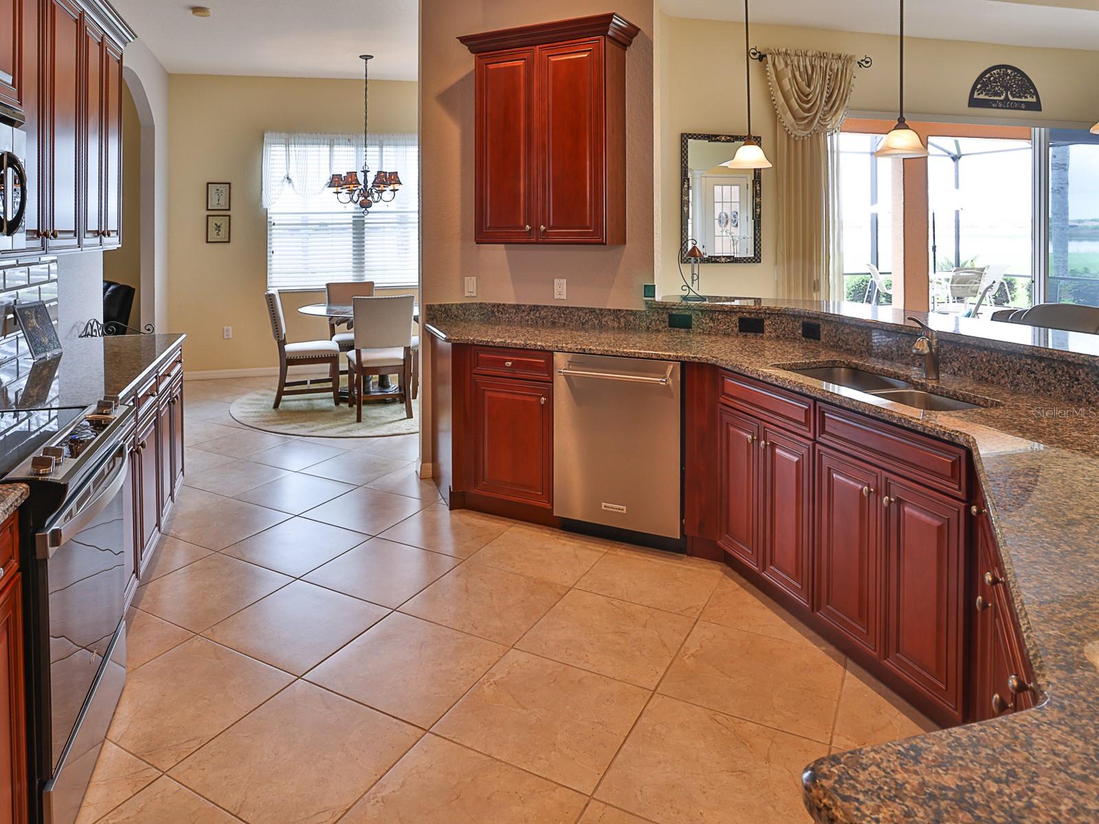 Image 21 of 75 For 5268 Pebble Beach Boulevard