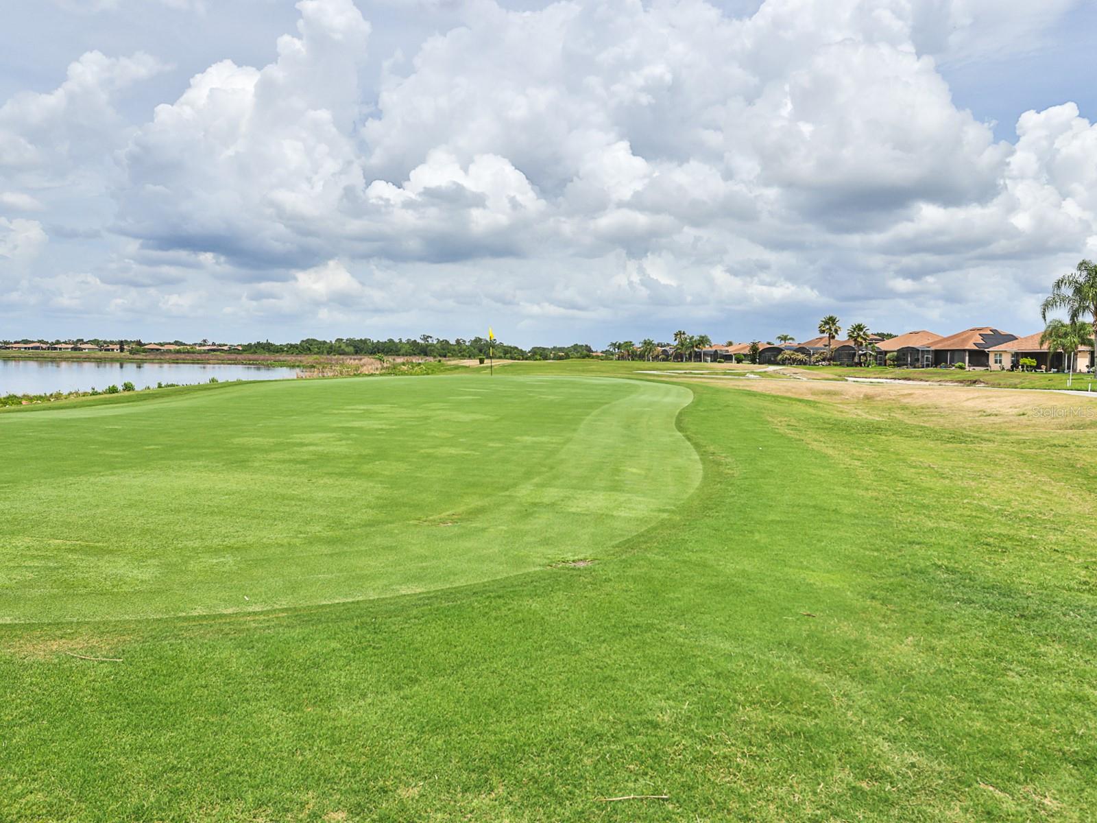 Image 9 of 75 For 5268 Pebble Beach Boulevard