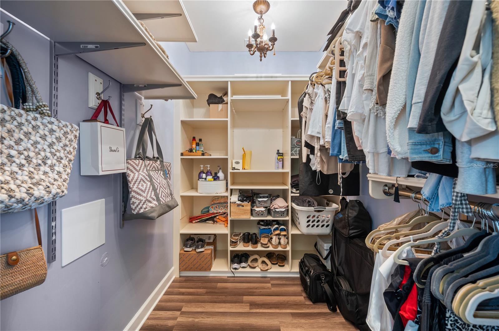 Image 19 of 46 For 810 Church Street