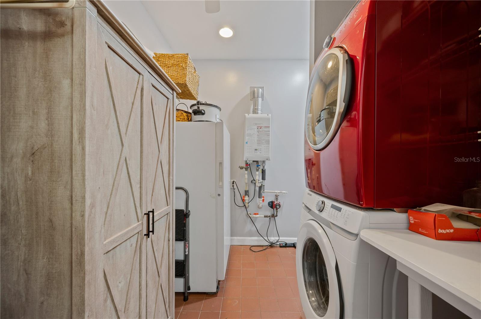 Image 40 of 46 For 810 Church Street