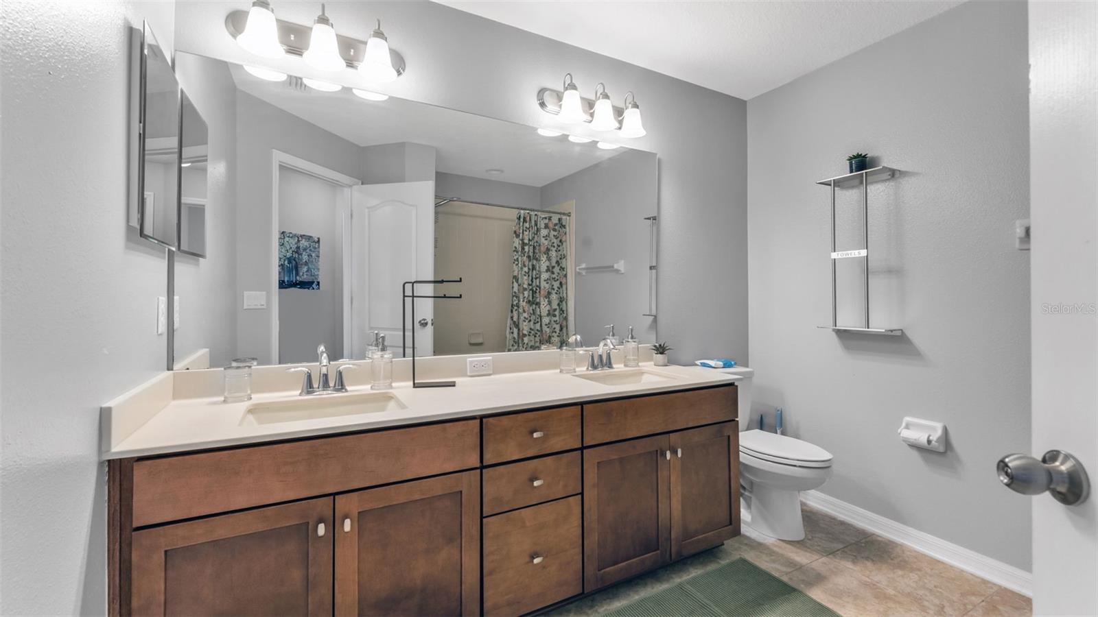 Image 44 of 61 For 1826 Altavista Circle