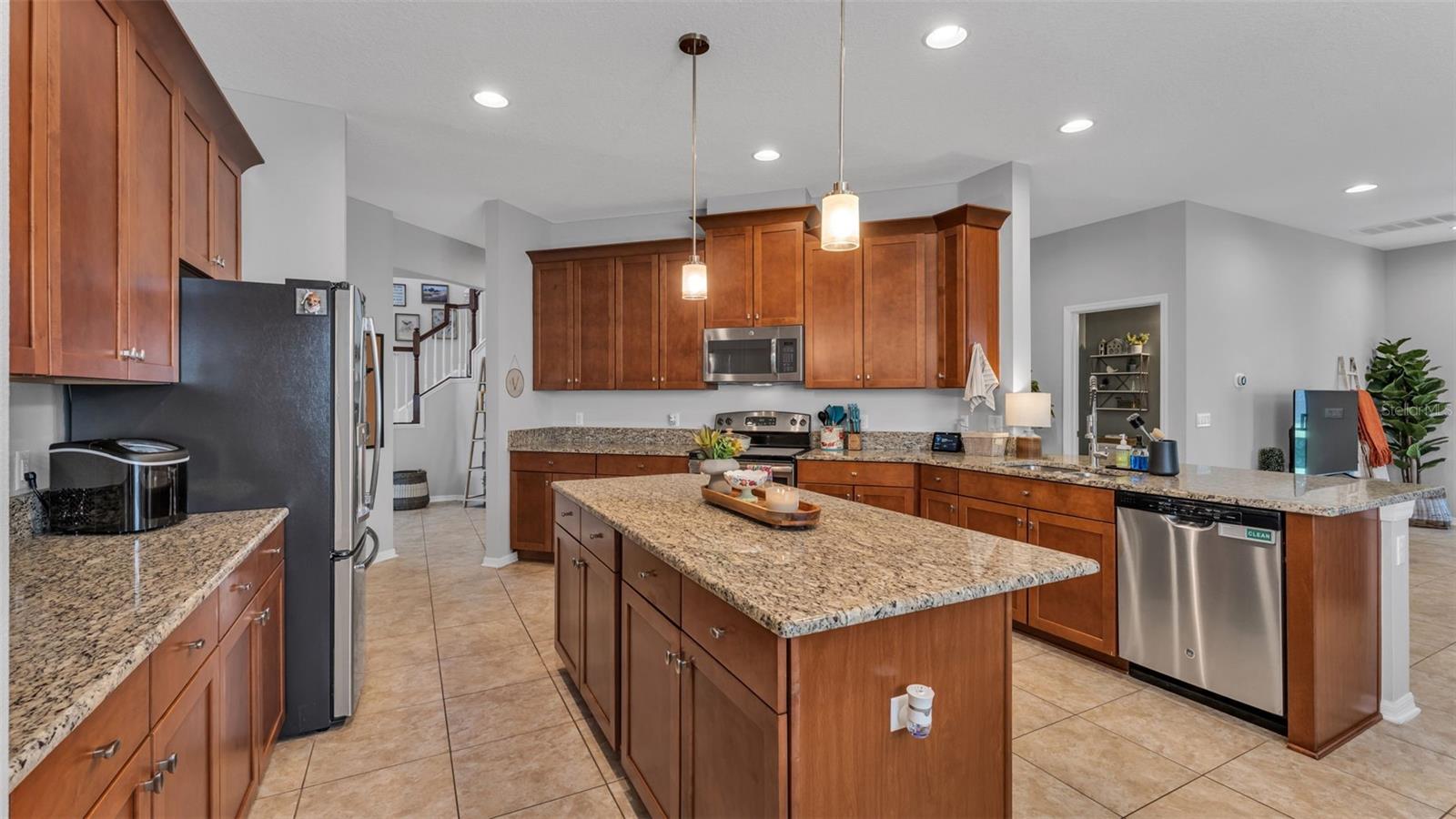 Image 8 of 61 For 1826 Altavista Circle