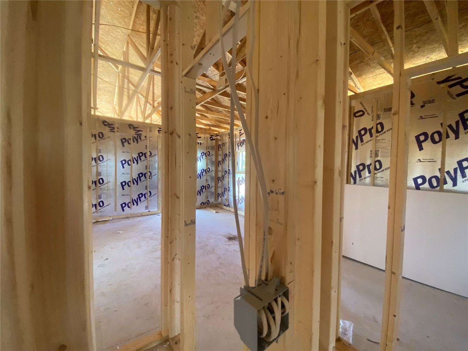 Image 3 of 8 For 4507 Ferrari Drive