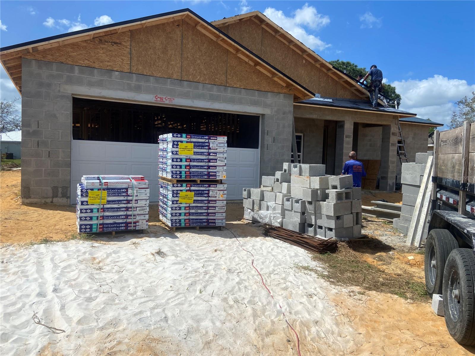 Image 8 of 8 For 4507 Ferrari Drive