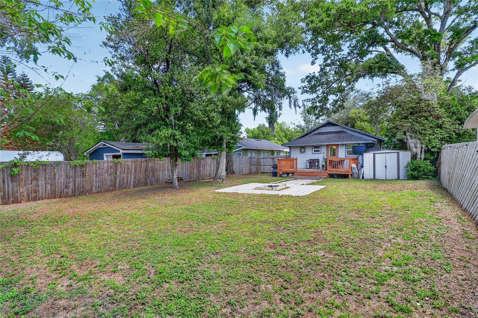 Image 25 of 36 For 1041 Dakota Avenue