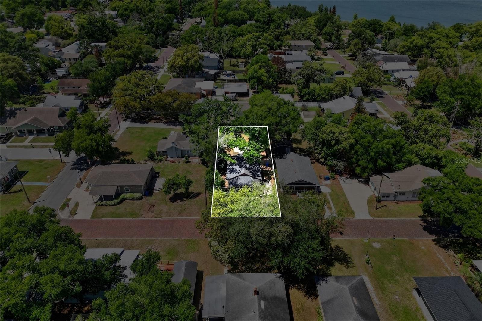 Image 33 of 36 For 1041 Dakota Avenue