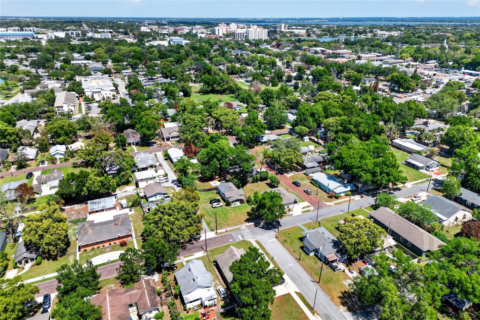 Image 35 of 36 For 1041 Dakota Avenue