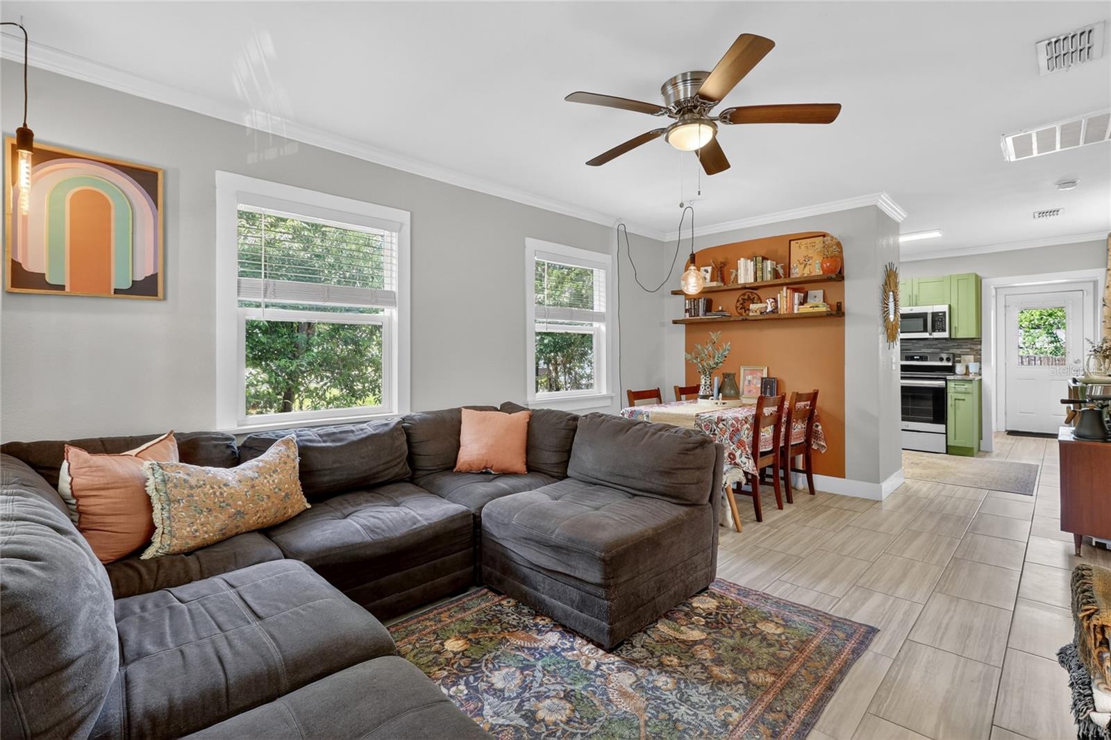 Image 4 of 36 For 1041 Dakota Avenue