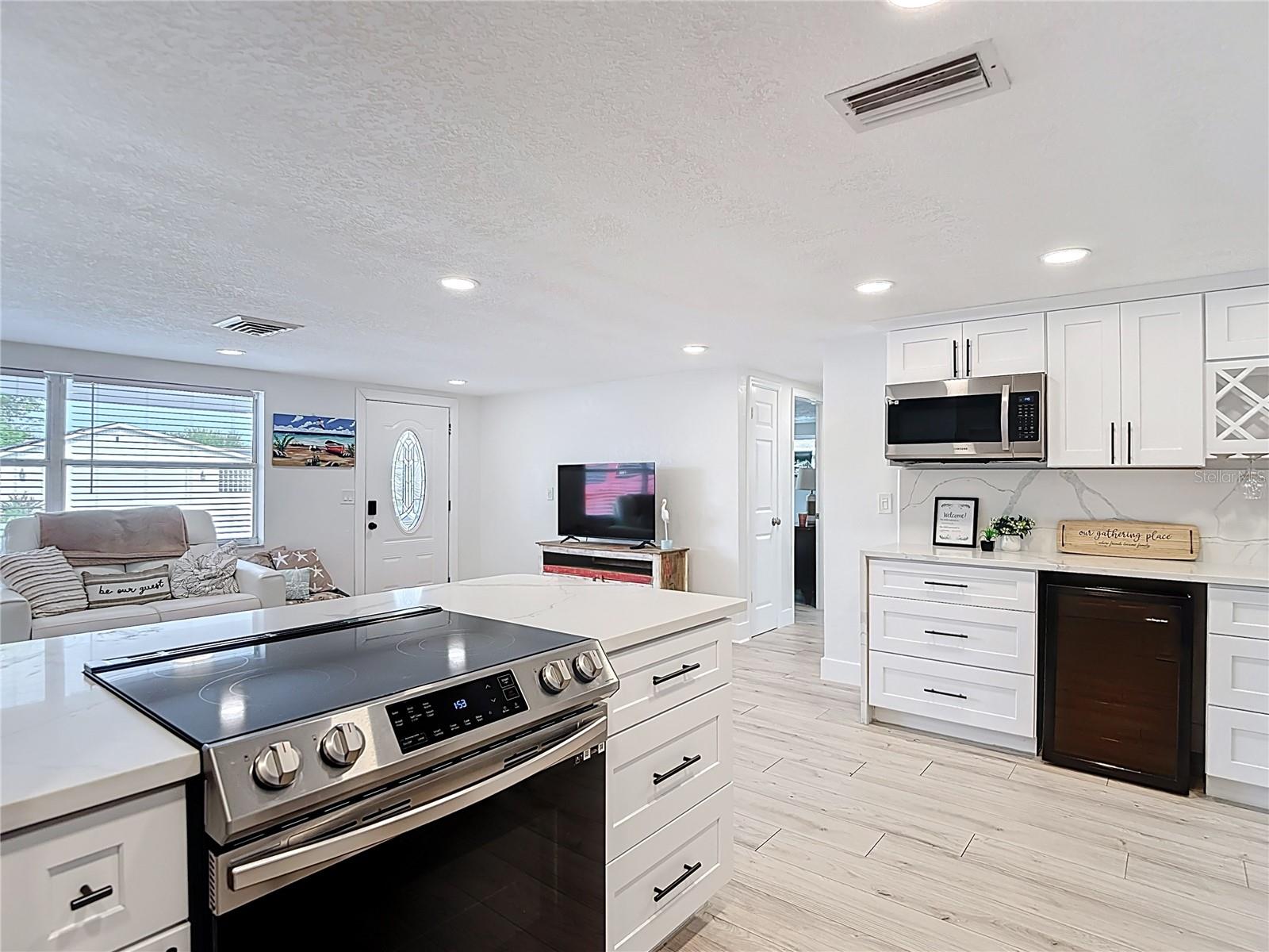 Image 14 of 35 For 4462 Rudder Way