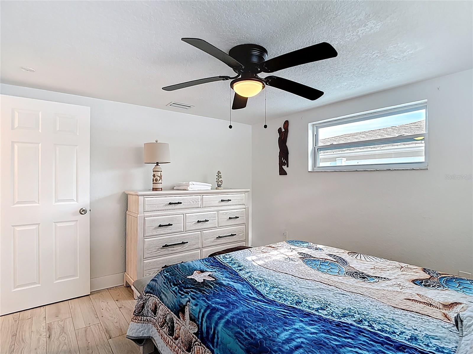 Image 18 of 35 For 4462 Rudder Way