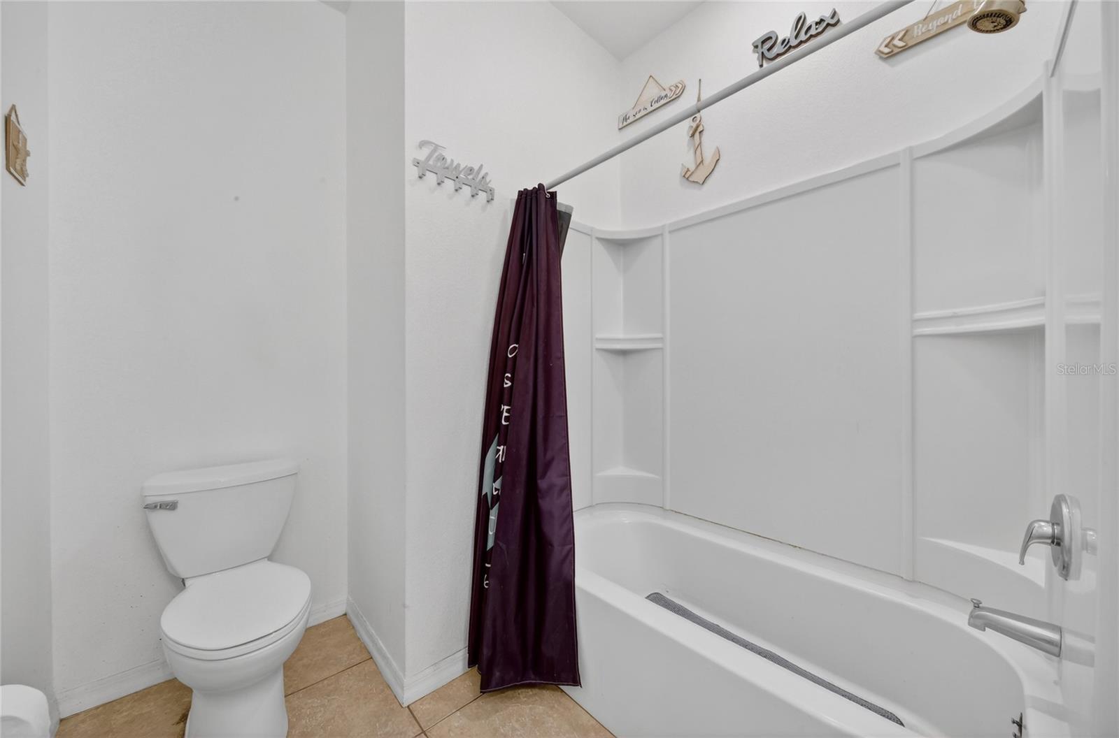 Image 14 of 43 For 855 Krenson Woods Lane