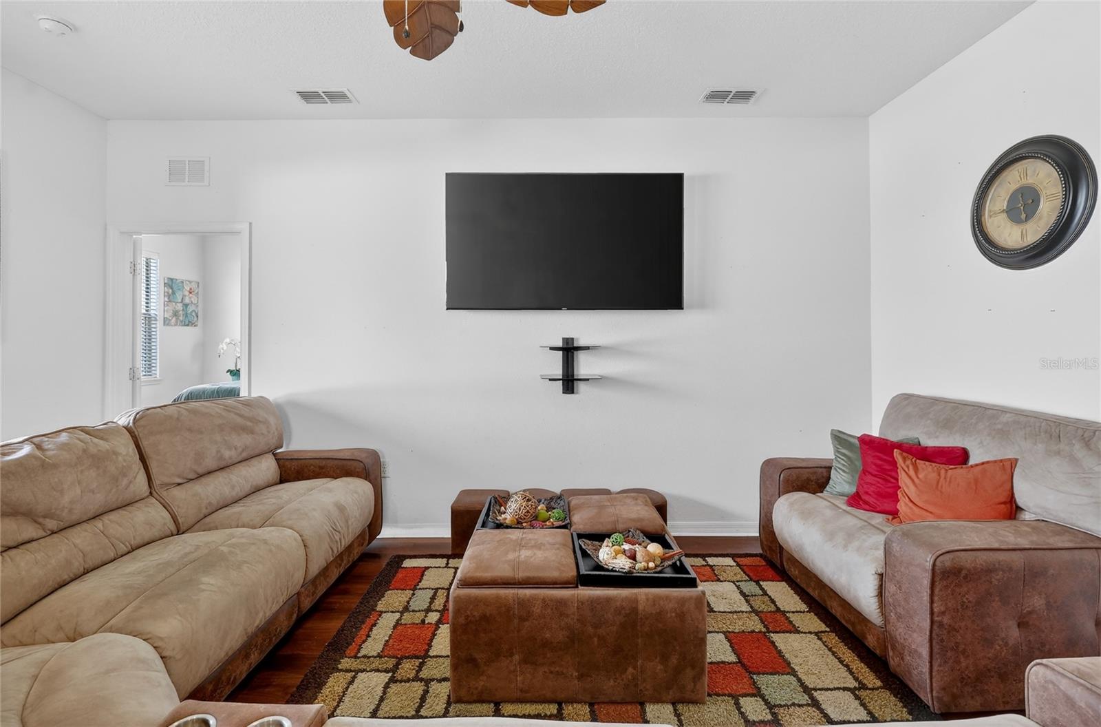 Image 18 of 43 For 855 Krenson Woods Lane