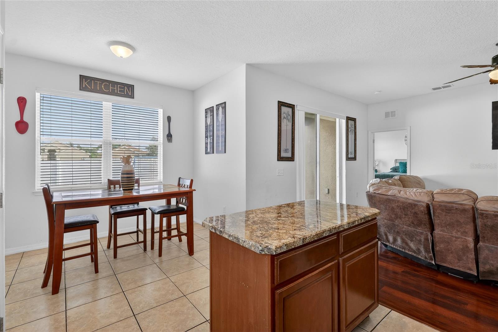 Image 26 of 43 For 855 Krenson Woods Lane