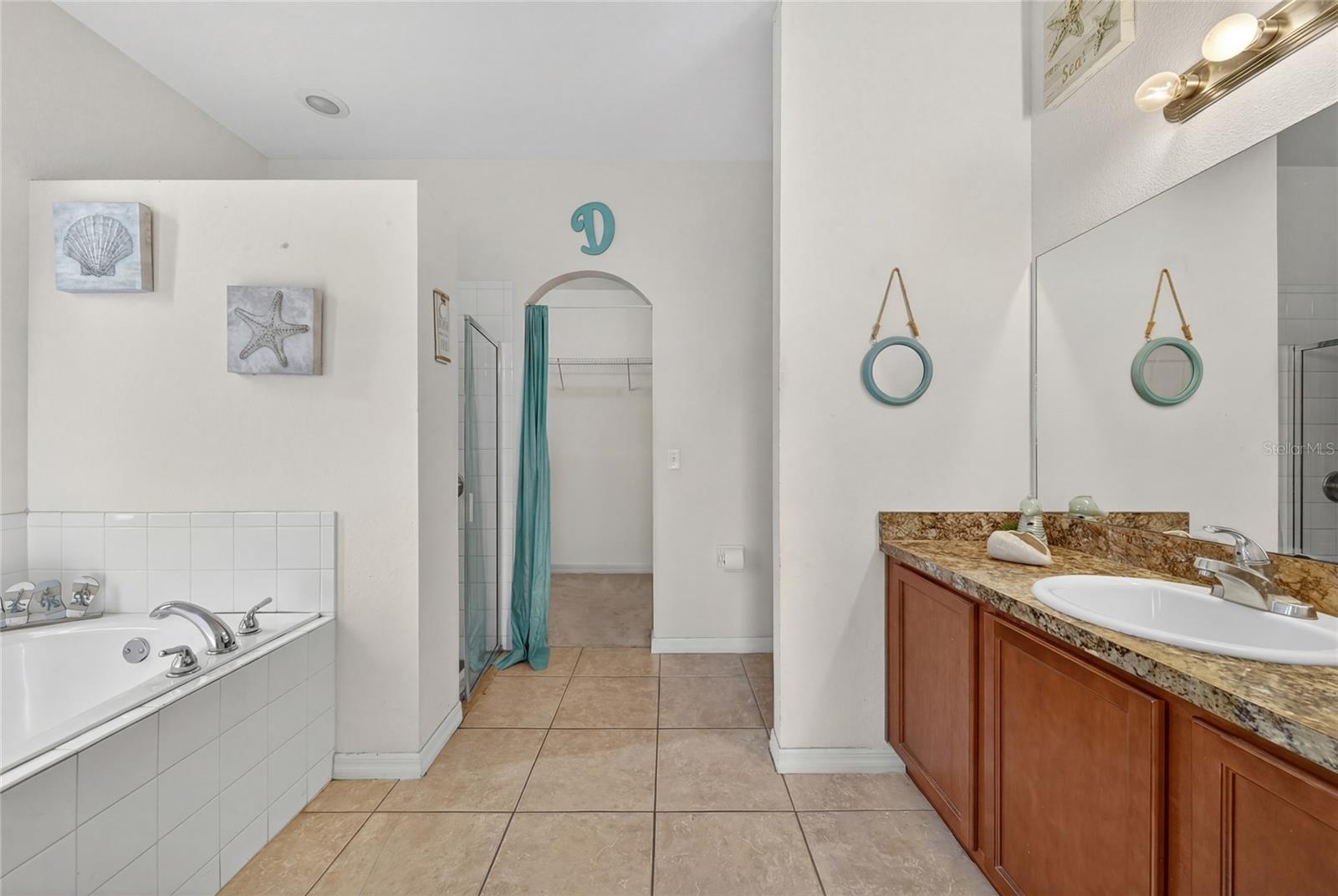 Image 32 of 43 For 855 Krenson Woods Lane