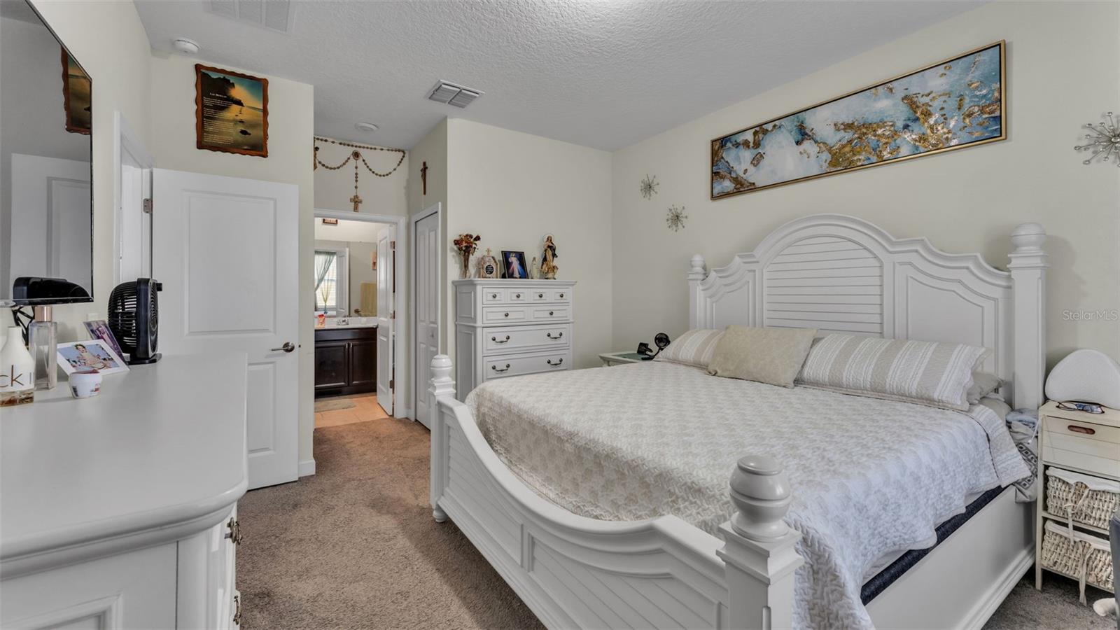 Image 17 of 45 For 212 Bergamot Loop