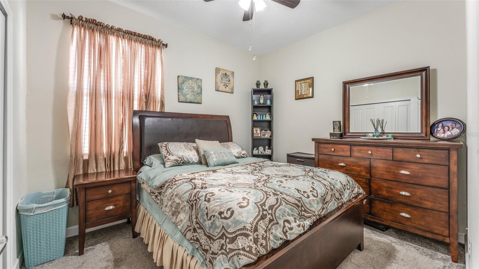 Image 21 of 45 For 212 Bergamot Loop