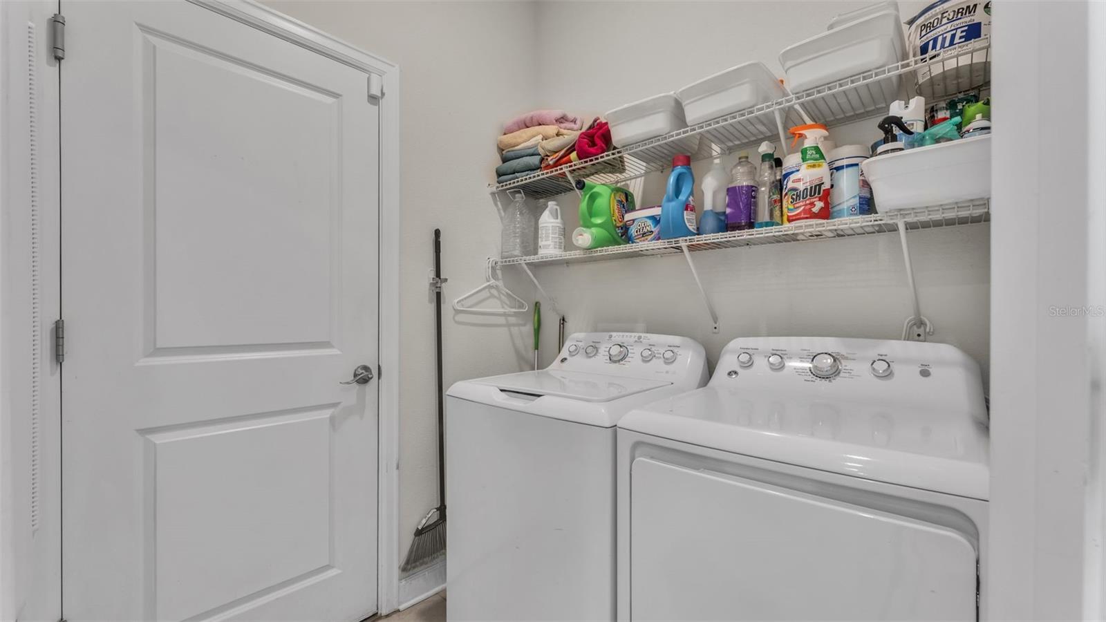 Image 23 of 45 For 212 Bergamot Loop