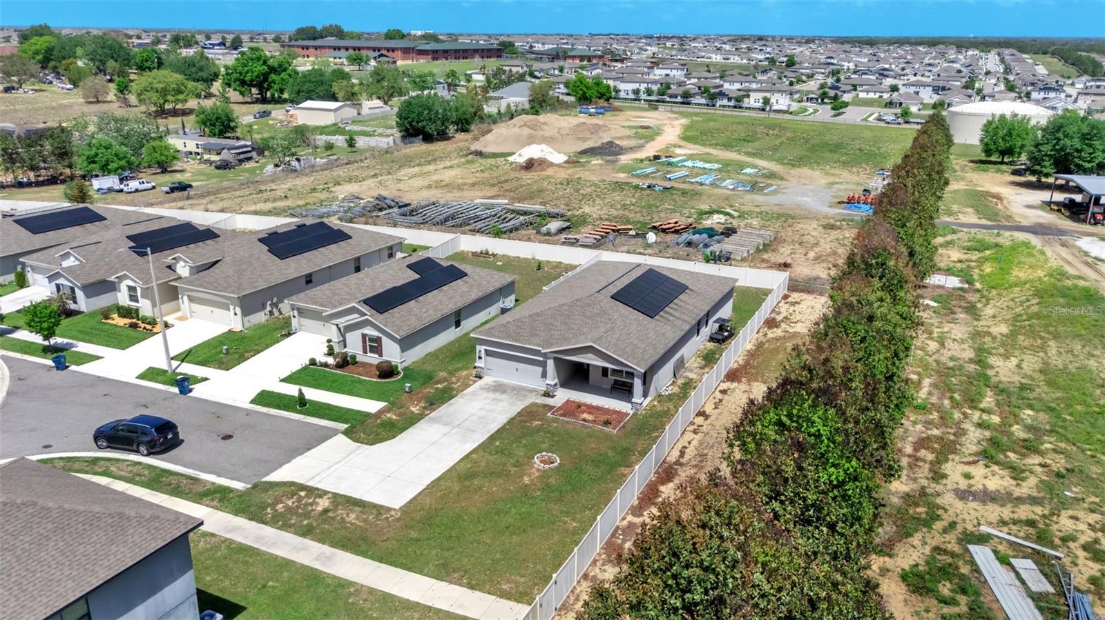 Image 42 of 45 For 212 Bergamot Loop