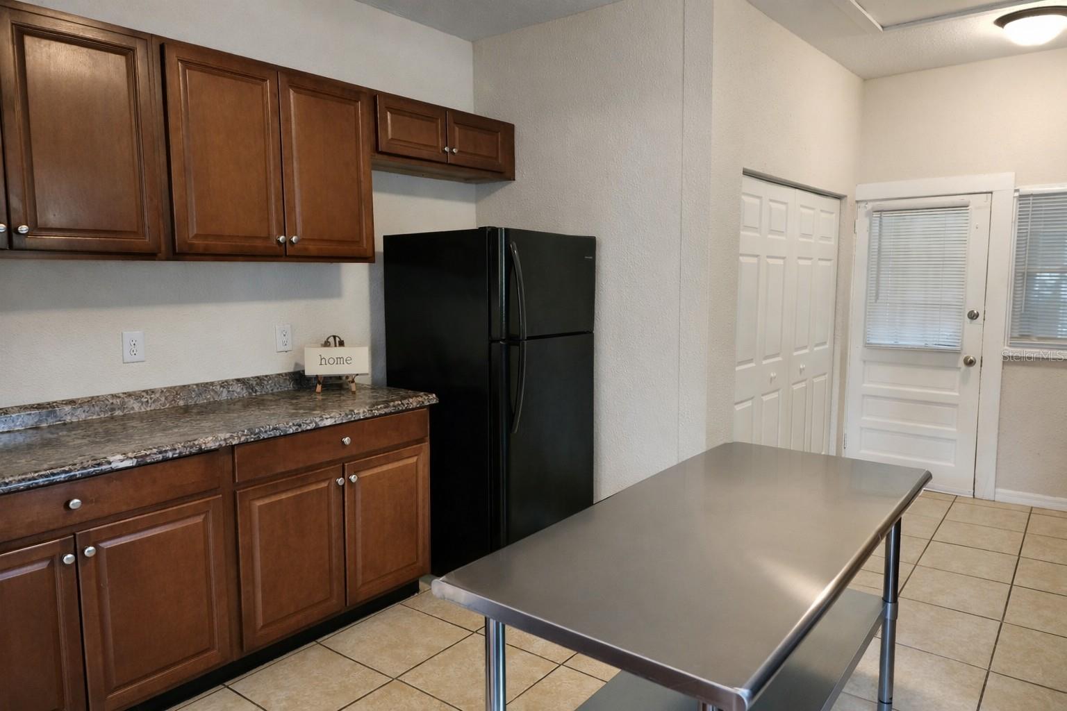 Image 8 of 9 For 231 Avenue A Ne