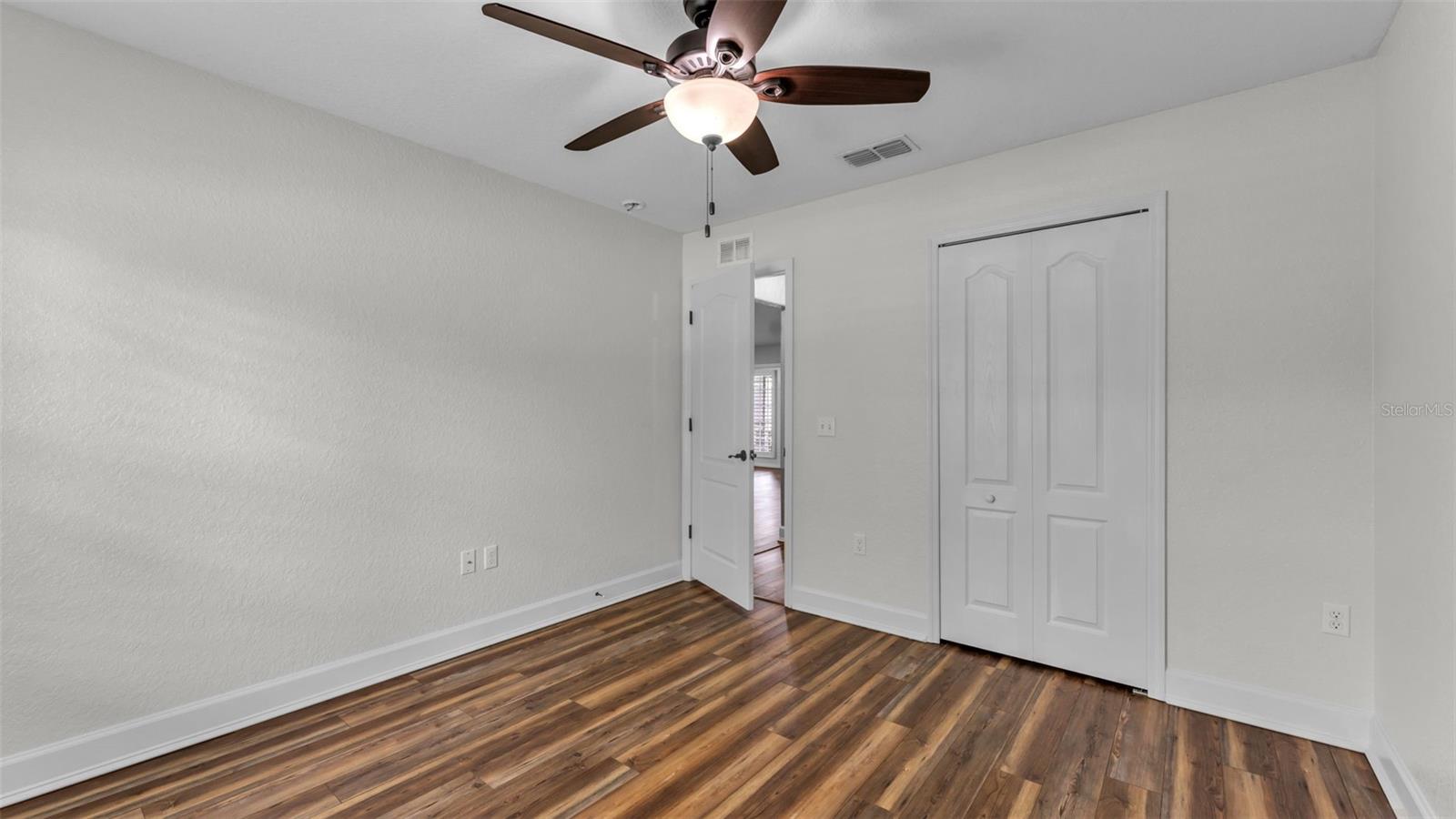 Image 17 of 29 For 1943 Griffins Green Place