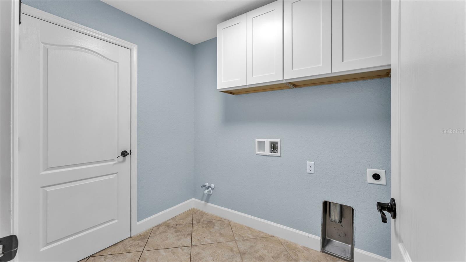 Image 23 of 29 For 1943 Griffins Green Place