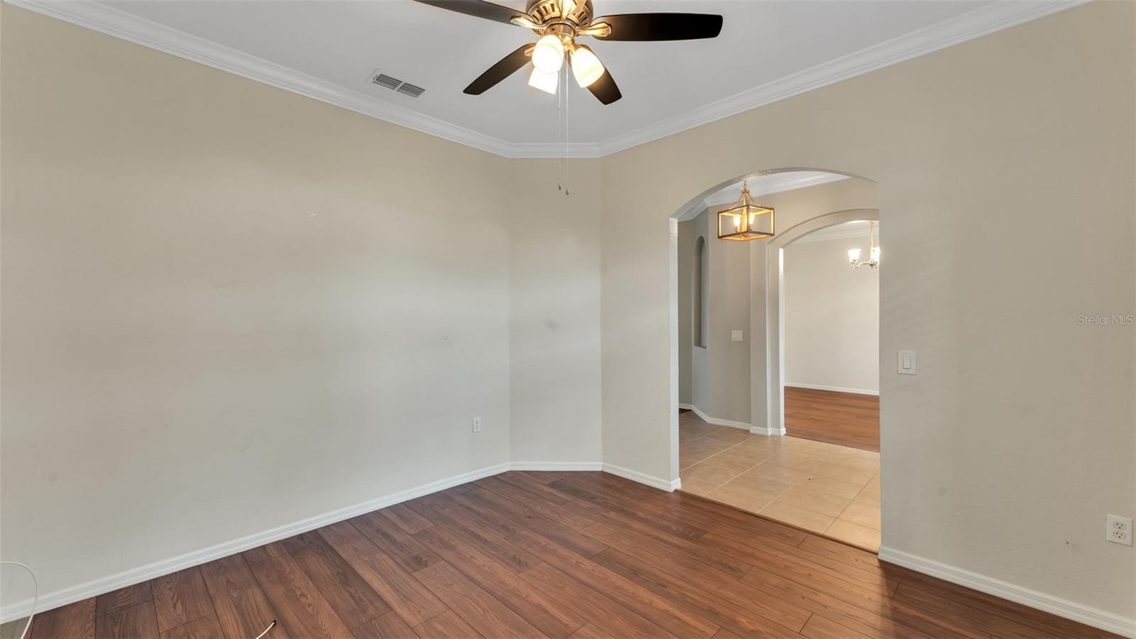 Image 16 of 75 For 104 Melissa Trail