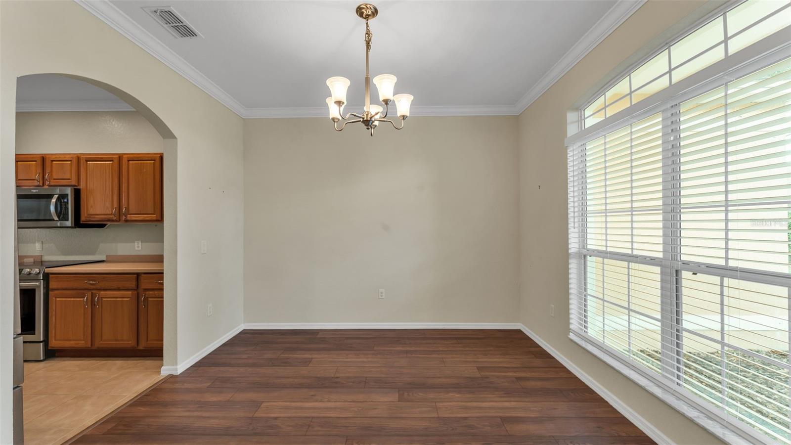 Image 19 of 75 For 104 Melissa Trail