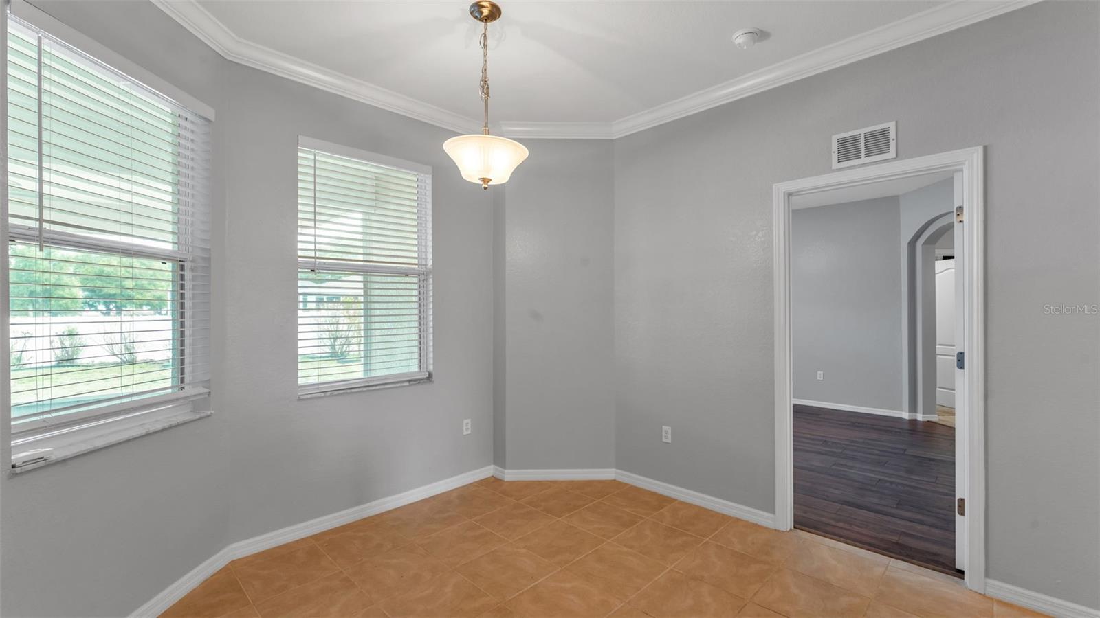 Image 33 of 75 For 104 Melissa Trail