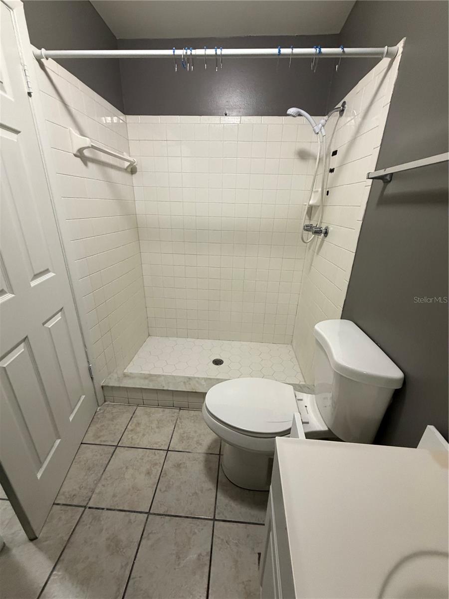 Image 16 of 17 For 2121 San Gully Road 18