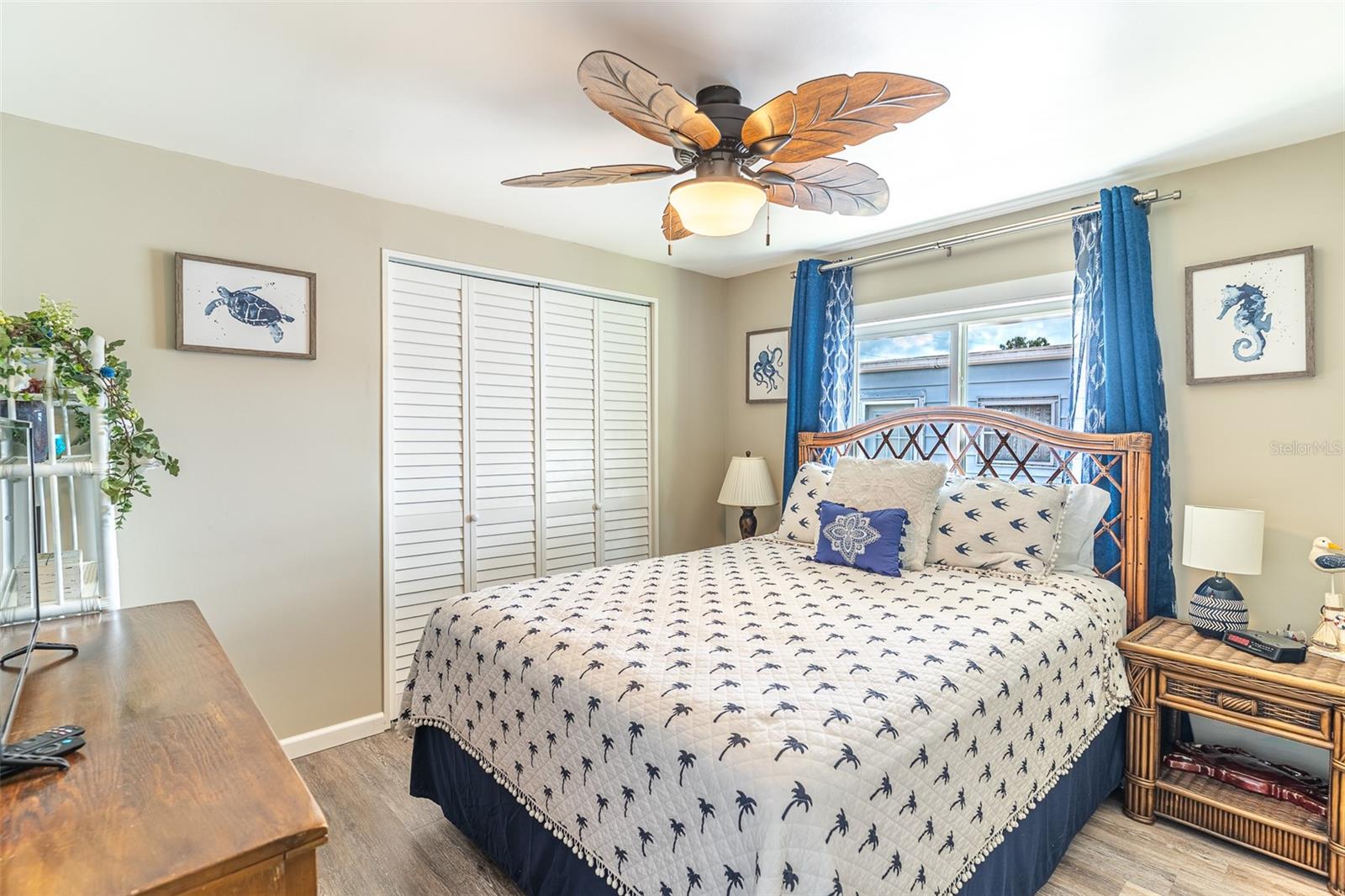 Image 10 of 43 For 1818 Blue Lake Drive