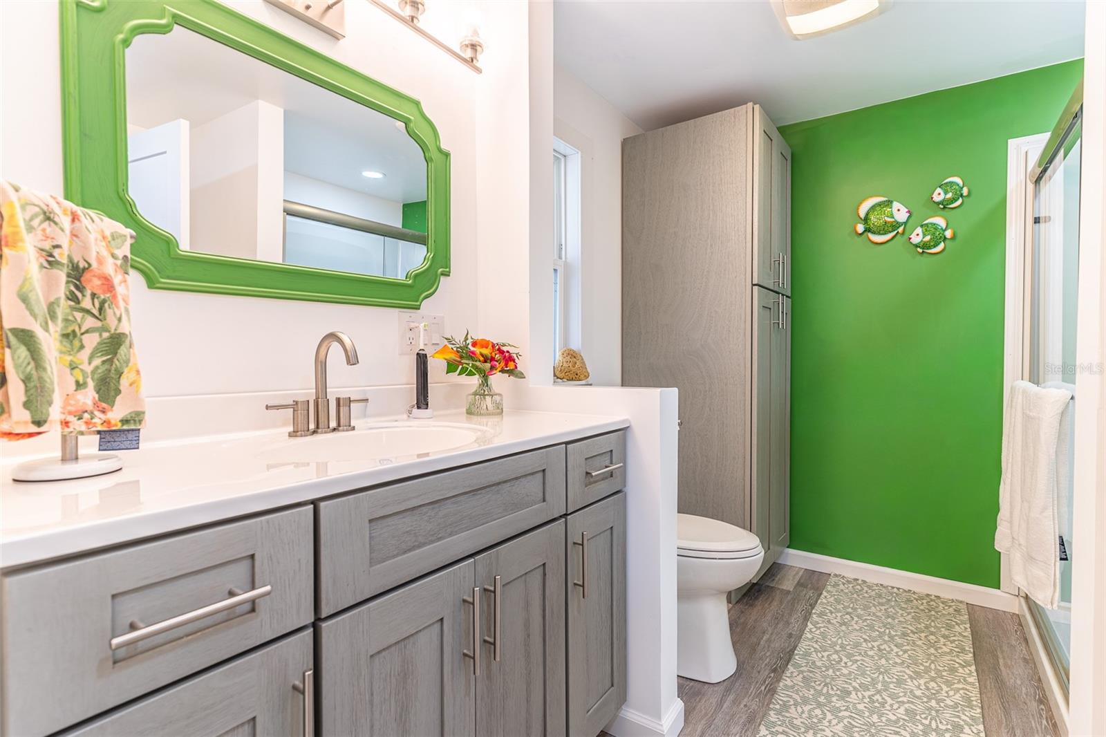 Image 16 of 43 For 1818 Blue Lake Drive