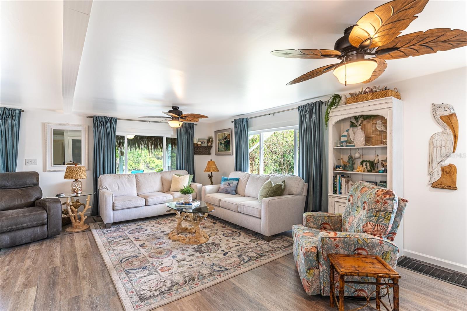 Image 2 of 43 For 1818 Blue Lake Drive