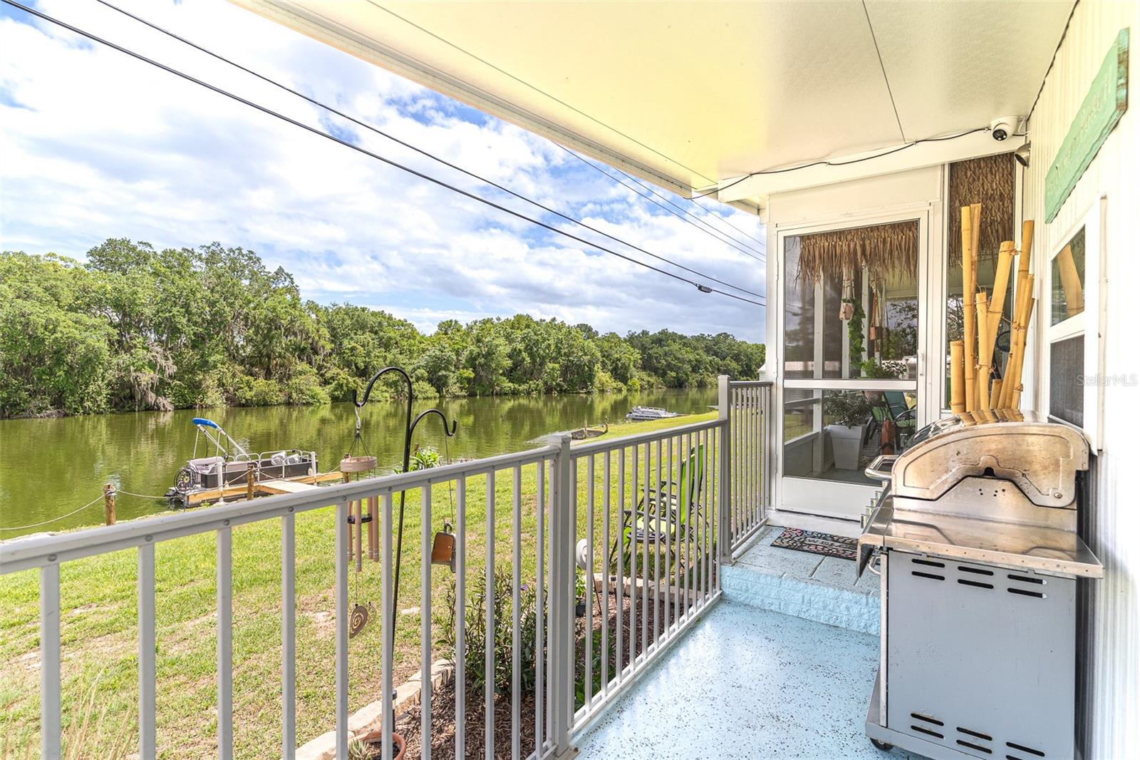 Image 21 of 43 For 1818 Blue Lake Drive