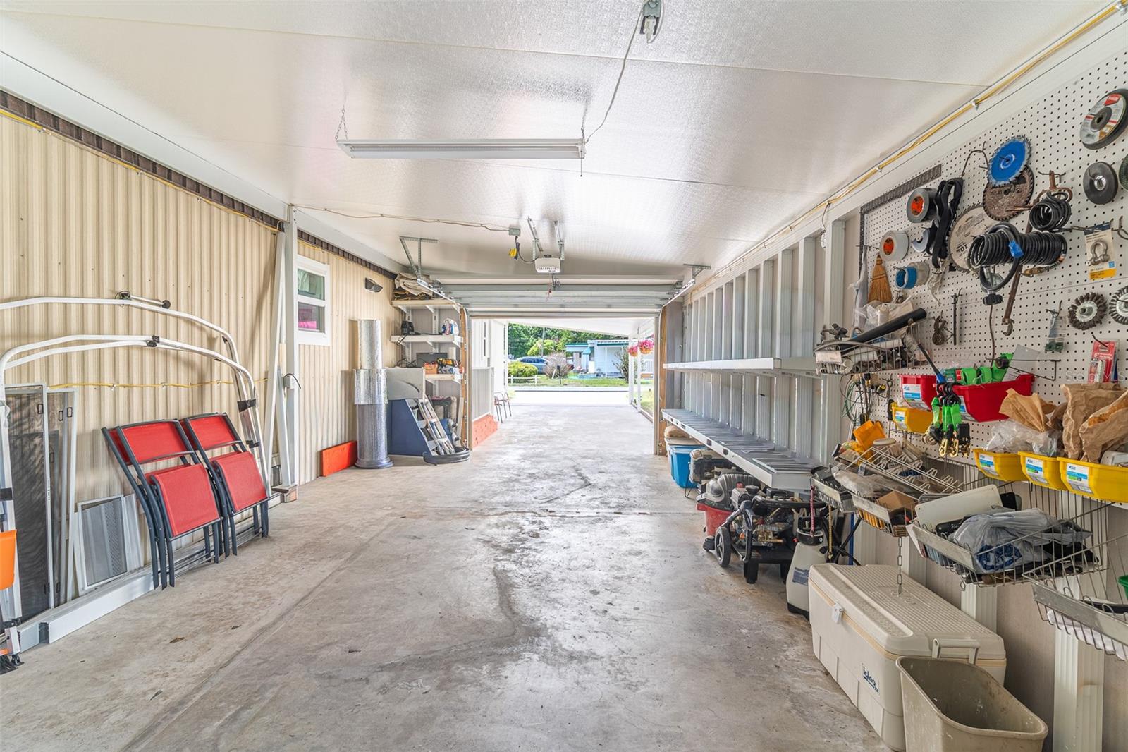 Image 24 of 43 For 1818 Blue Lake Drive