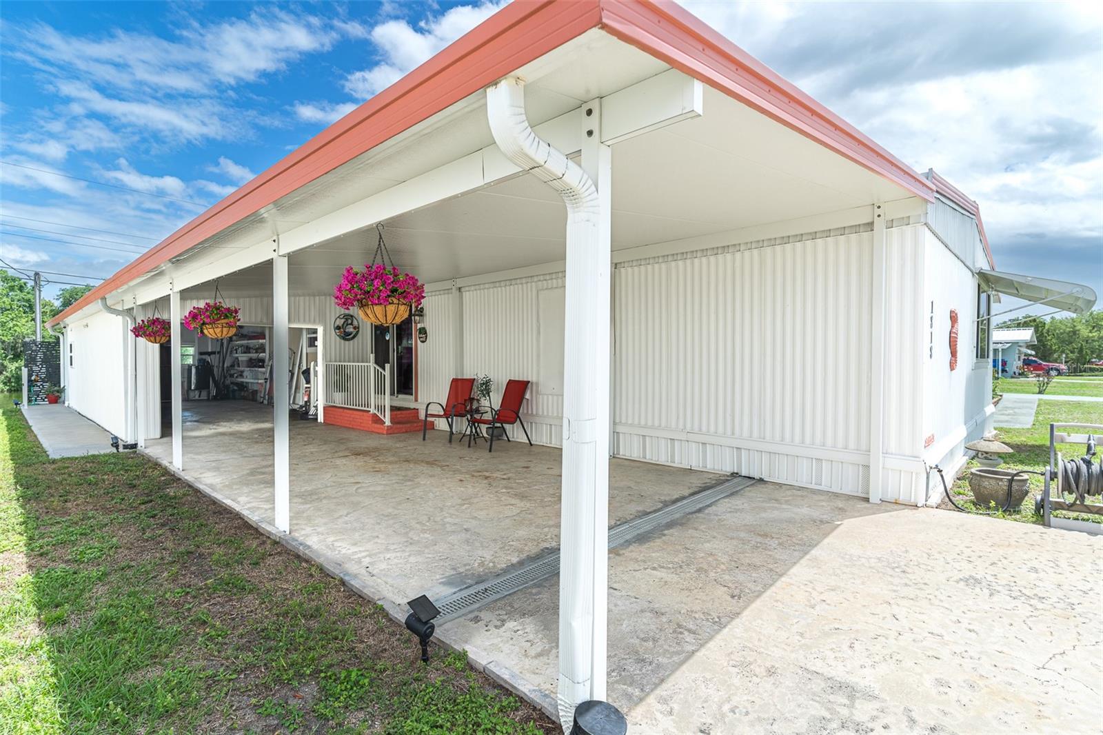 Image 25 of 43 For 1818 Blue Lake Drive