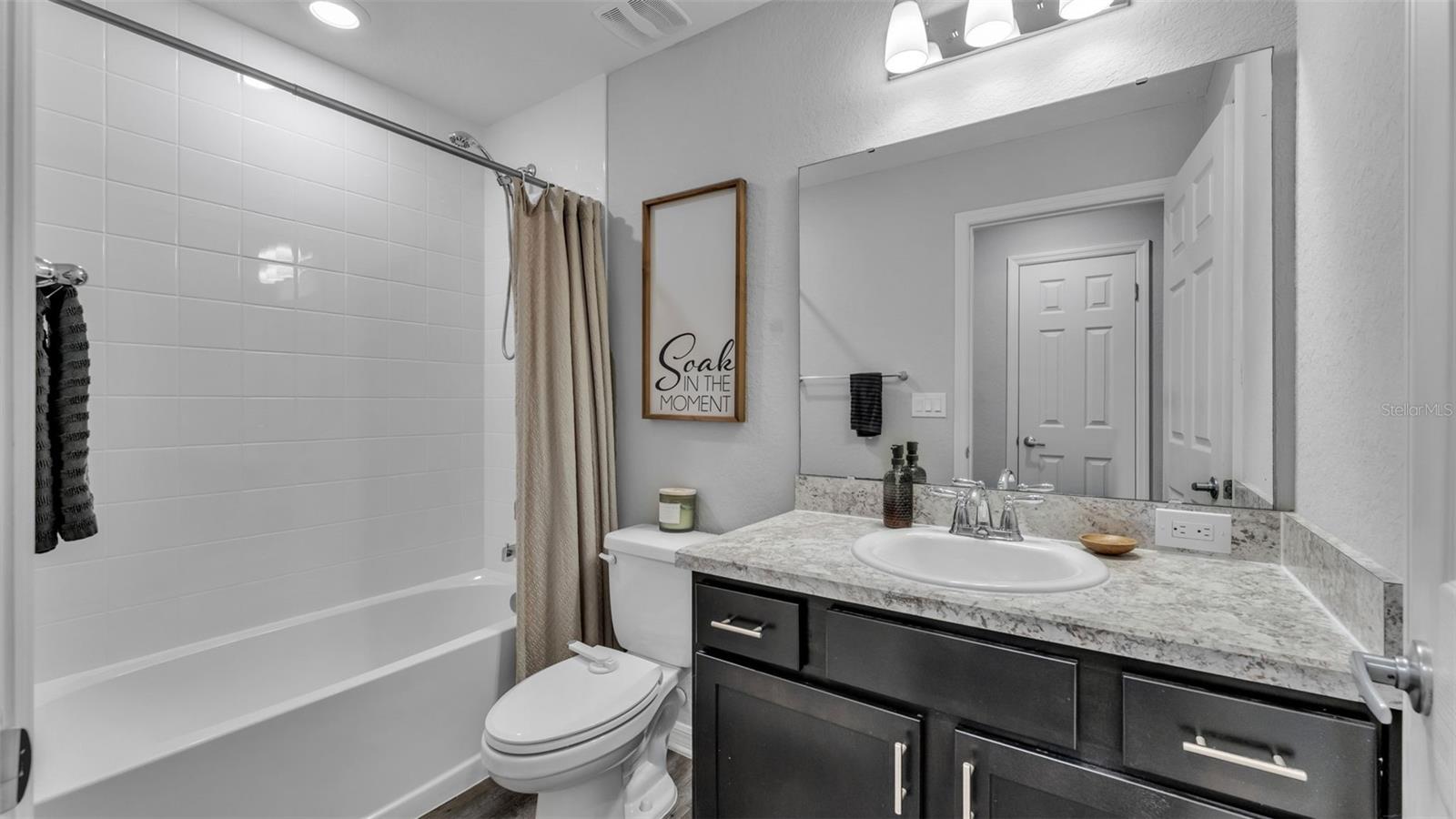 Image 22 of 41 For 4167 Red Fern Lane