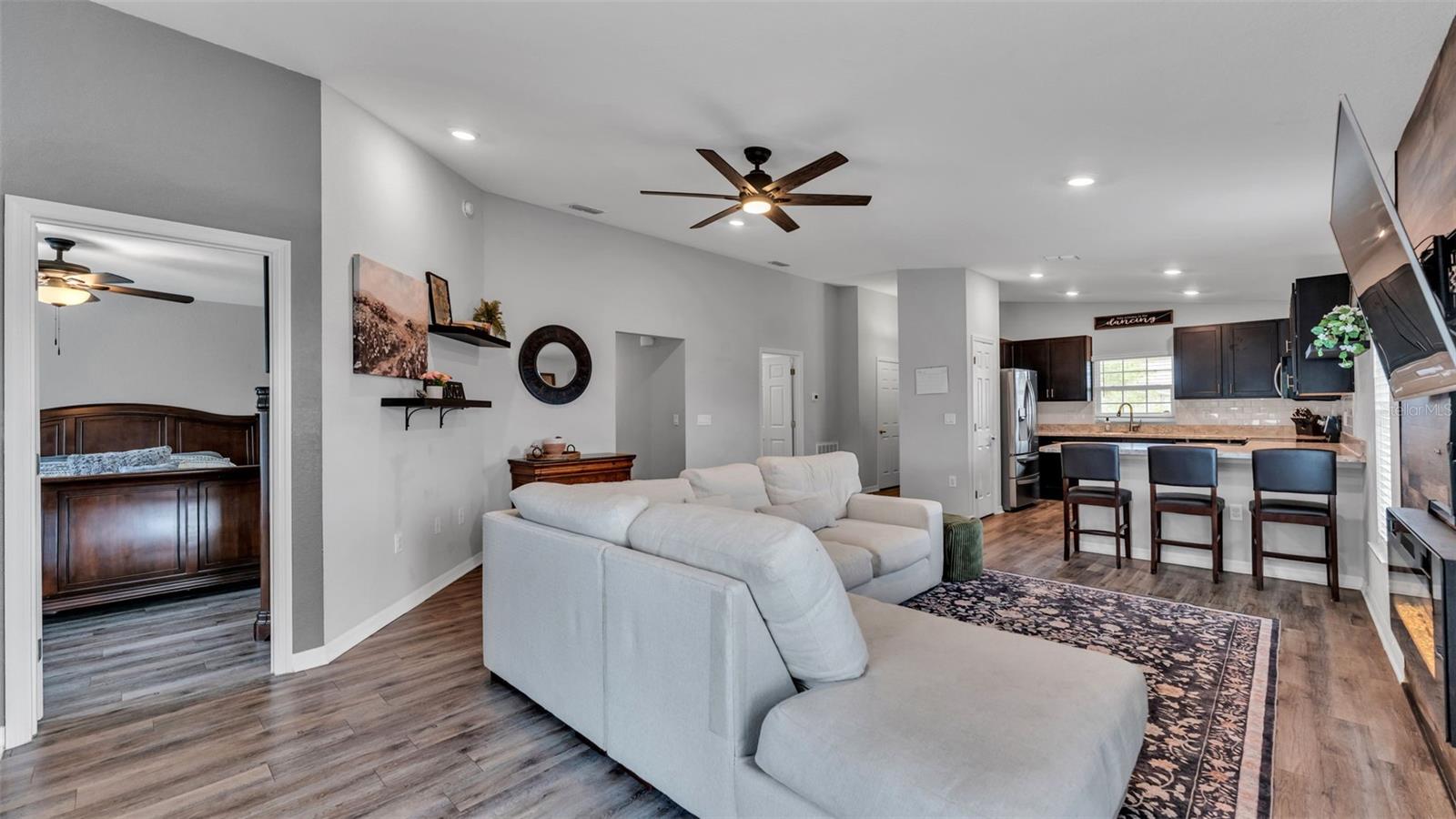 Image 6 of 41 For 4167 Red Fern Lane